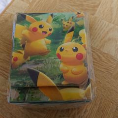 ポケモンカードゲーム デッキケース ピカチュウ