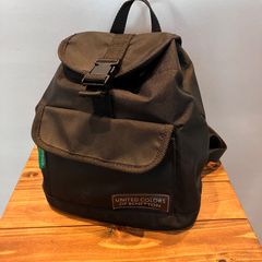 UNITED COLORS OF BENETTON ユナイテッドカラーズオブベネトン ミニリュックサック デイパック 黒 ブラック