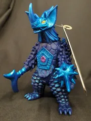 バンダイ ウルトラ怪獣DX タイラント メタリックブルーVER.