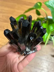 AAA級魔除け天然モリオン黒水晶クラスターYTHB86C6/136C20A AAA級【魔除け】◇天然モリオン(黒水晶）クラスターB80C6/104C07B