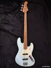 バッカス　ユニバース　ジャズベース　リフィニッシュ　そこそこ美中古品 Bacchus バッカス ジャズベース JAZZ ユニバース universe