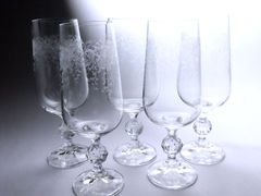 【ボヘミアグラス】　ビールグラス５脚セット　　クリスタルグラス　　新品