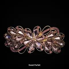 【新品未使用】フラワーバレッタ  2カラー(ピンク、グレー) パーティー 結婚式 おしゃれな髪飾り 高級感ある華やかなデザインで日常使いにも大活躍　　　CHHA300301002　CHHA300401003