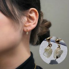 フェナカイト ロシア産 ラフカット K18 18金ポスト スタッドピアス 1ペア