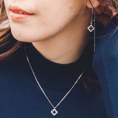 【クローバー ピアス＆ネックレス セット 色:シルバー】[Adelina Style] ネックレス レディース 人気 幸運の四つ葉 クローバー 高輝度ジルコアニア シルバー ネックレス よつば ペンダント 金属アレルギー対応 S925純銀