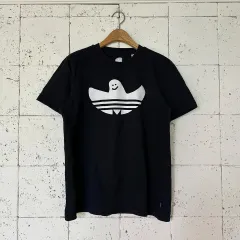 新品未使用品　アディダス　マークゴンザレス コラボ刺繍ロゴパンツ adidasアディダスマークゴンザレスショートパンツ - メルカリ