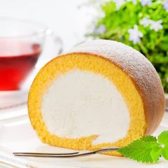 アンジュブラン監修 【天使のロールケーキ】16㎝ こだわり手作りスイーツ ふんわりケーキ 北海道生乳の生クリームたっぷり/洋菓子 冷凍ケーキ 冷凍スイーツ 贈答 自宅用 お誕生日 お祝い お返し プレゼント お中元 ロールケーキ