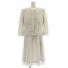 トゥービーシック TO BE CHIC セットアップ ノーカラジャケット アウター ショート丈 フリル 装飾 フレアワンピース ひざ丈 半袖 クルーネック 40 M ライトグレー /BBのサムネイル