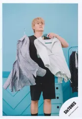 【中古】生写真(ジャニーズ) SixTONES/森本慎太郎/膝上/シングル「共鳴」MV＆ジャケ写オフショット/公式生写真