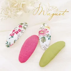 ピンクの花柄パッチンピン4個セット