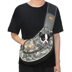 ペットスリング メッシュ 犬 抱っこ紐 ドッグスリング ペットバッグ 小型犬 猫 キャリーバッグ 飛び出し防止ストラップ付 調節可能 ポケット付き 斜めショルダーバッグ 夏の日対策 お出かけ抱っこ 4キロまで対応(迷彩 S) 1