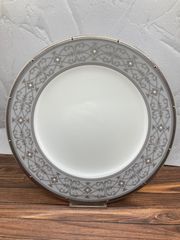 るな(お値下げ交渉可能　様専用　\\ノリタケ サンプル品特別価格//　新品　27cmプレート　59820/10-115 　サンプル品　プレート　皿　お皿　食器　洋食器　特別価格　在庫限り