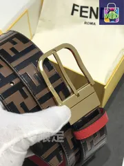 【今日特価】Fendi フェンディ ロゴデザインベルト