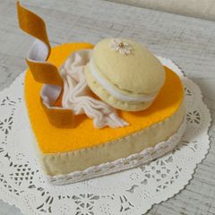 たまゆき様専用☆フェルトde ハートのケーキ