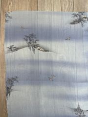 【縮緬】【古布】【はぎれ】（長さ：約56㎝／幅：約33㎝）