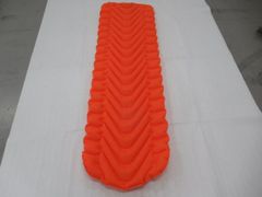【KLYMIT】  インフレータブル スリーピングパッド オレンジ マット アウトドア キャンプ 登山