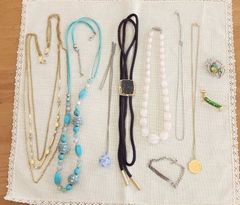 ネックレス・アクセサリーまとめ売り　１０点（２）