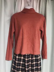 1371.UNIQLO HEATTECH オレンジ タートルネック S☆