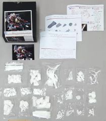 怪獣8号 1/7 スケールフィギュア 市川レノ 特典表情替えパーツ付 箱