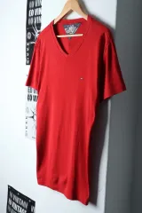 W ( XL ) Tommy Hilfiger(トミーヒルフィガー) 半袖 Tシャツ Vネック 赤 オールドスクール- 13150