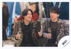 【中古】生写真(STARTO) WEST./小瀧望・藤井流星/横型・上半身/アルバム「AWARD」MV＆ジャケ写オフショット/公式生写真