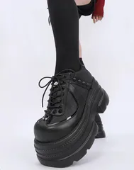超厚底 レースアップ シューズ 🖤 ゴツめ ソール プラットフォーム 黒  チャンキーソール ラグソール スパイク スタッズ スニーカー  地雷系 パンク ロック ヴィジュアル系 V系 ライブ 衣装 靴  ハイカット ブーツ風💖 ストリート モード系