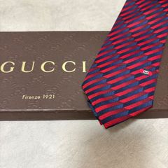美品 GUCCI グッチ シルク 100％ ネイビー 紺 /レッド 赤 総柄 254-728