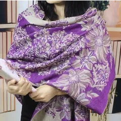 大判 ストール 薄手 レディース ジャガード織 タッセル ブドウの花柄 秋 紫色 パープル ラスト1点！ 190㎝×70㎝ 軽量 軽い 扱いやすい ロング 長め 女性 プレゼント ギフト 可愛い かわいい 膝掛け 日除け 春 夏 通年 ナチュラル ボタニカル