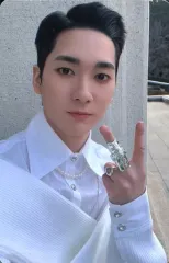 2025年最新】nu'est needle & bubbleの人気アイテム - メルカリ