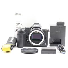 ■シャッター数4631枚！新品同様■ Nikon Z5 ボディ ブラック ミラーレス一眼カメラ ニコン