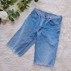 《Levi's》リーバイス（W29）ハーフパンツ短パン切りっぱなしカットオフ海夏