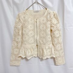 美品 SHAKE SHAKE シェイクシェイク レディース ジャケット M ノーカラー ジップ アイボリー レース ペプラム 花柄 パール キレイめ フォーマル お仕事着