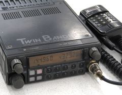 現状品 STANDARD スタンダード TWIN BANDER ツインバンダー C5600 無線機器