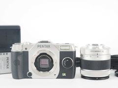ペンタックス PENTAX Q7 Silver 12.4 MP Digital Camera 02 Lens [美品] #Z5095A