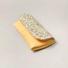 イタリアンレザー×花柄布のコインケース(出品番号103)