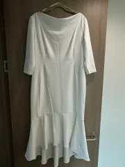 Calvin Klein(カルバ・ンクライン) 白 フレア ワンピース