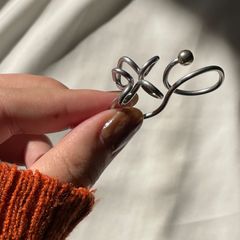 pétale ball double finger ring _ペタル ボール ダブル フィンガー リング