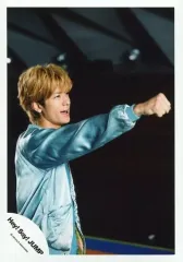 【中古】生写真(ジャニーズ) Hey! Say! JUMP/中島裕翔/上半身・衣装水色・右向き・右手グー/「ウィークエンダー/明日へのYELL」PV＆ジャケ写撮影オフショット/公式生写真