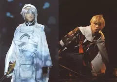 【中古】生写真(男性) 鈴木拡樹(三日月宗近)・荒牧慶彦(山姥切国広)/ライブフォト・横型・キャラクターショット/DVD・Blu-ray「舞台『刀剣乱舞』悲伝 結いの目の不如帰」会場限定予約特典撮り下ろし舞台写真