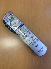 パナソニック　テレビリモコンN2QAYB000201