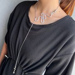 【錆びないｺｰﾃｨﾝｸﾞ】変形シルバーロングネックレス
