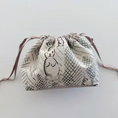 ミナペルホネンlumiukkoホワイト2way小ぶり巾着肩掛けベルト付き