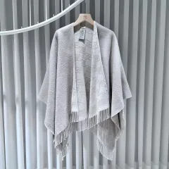 フェンディ FENDI ポンチョ フリフリ グレー ピンク フェンディ FENDI ポンチョ フリフリ グレー ピンク