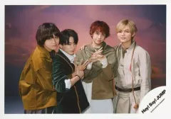 【中古】生写真(ジャニーズ) Hey! Say! JUMP/集合(4人)/横型・膝上・衣装緑・黒・グレー・白・伊野尾抱きつき・八乙女両手組み・背景紫/アルバム「PARADE」MV＆ジャケ写オフショット/公式生写真