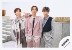 【中古】生写真(ジャニーズ) SixTONES/京本大我・高地優吾・田中樹/横型・膝上/SixTONES 「ポートレートシリーズ」オリジナルフォト/公式生写真