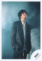 【中古】生写真(STARTO) NEWS/加藤シゲアキ/膝上/シングル「ギフテッド」MV＆ジャケ写オフショット/公式生写真