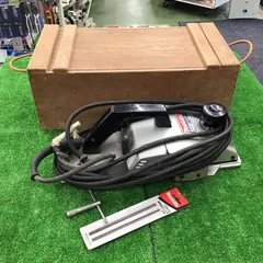 □【同梱不可】【100】中古品 makita マキタ 1805B 電気カンナ 155mm 電動工具 研磨式 付属品付 通電確認済