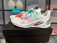 【新品】WADE808 3   27cmバッシュ