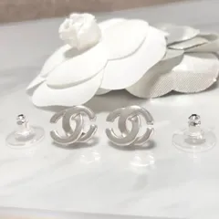 【希少品】CHANEL シャネルシルバーロゴココマークピアス