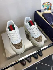 GUCCI メンズ シューズ12-AV65